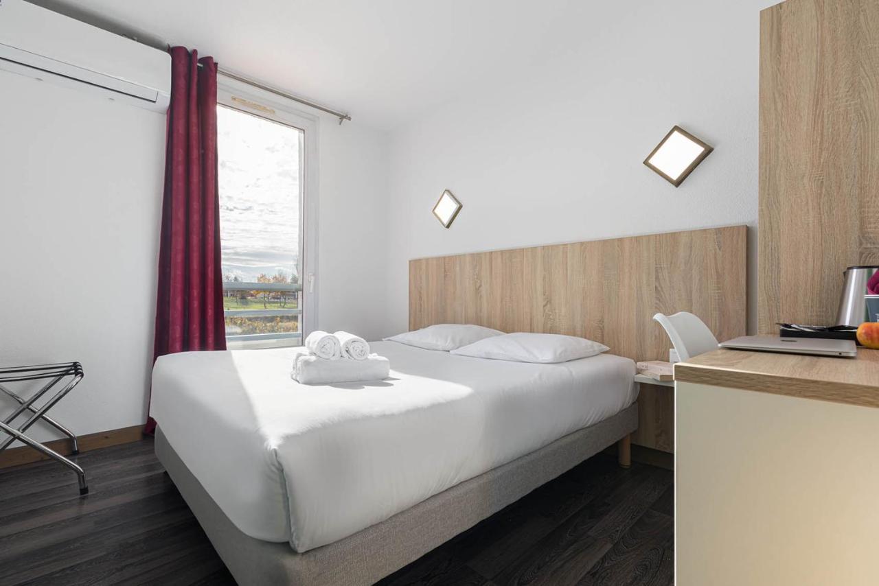 Logis Hotel Restaurant L'Abri Blavozy Екстериор снимка